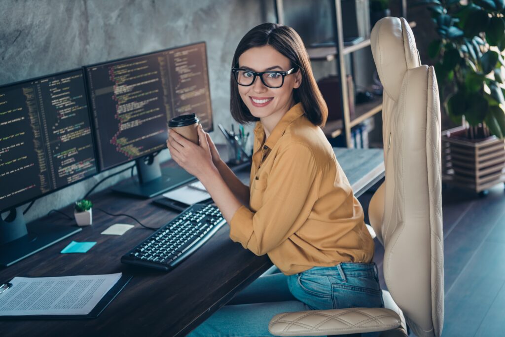 Hardware & Workplace as a Service: 10 handfeste Vorteile für kleine und mittlere Unternehmen 3 workplace optimisation automation monitoring